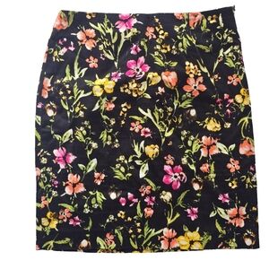 Premise Classic Women's Black Pencil Skirt with Vibrant Floral Design Size 10